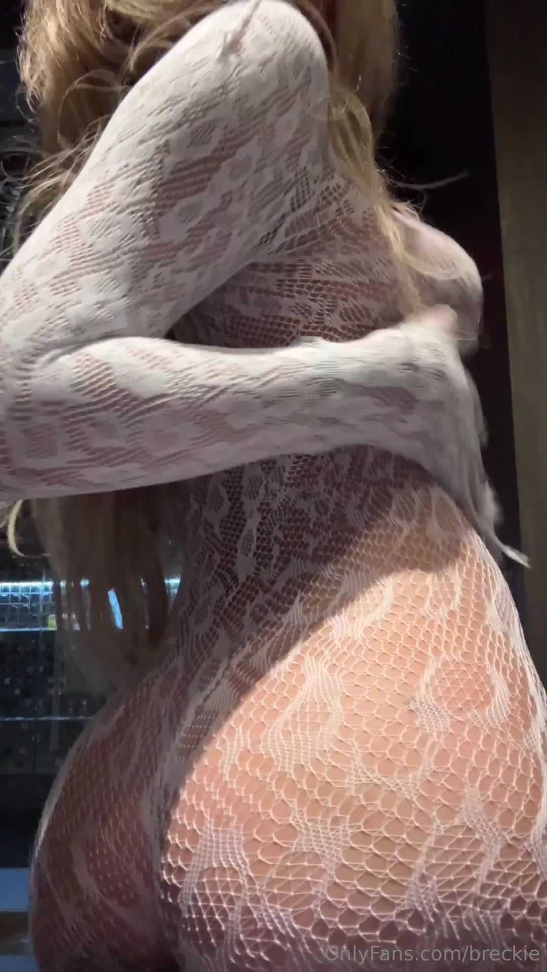 Breckiehill Breckiehill nude Instagram photo 27 — @breckiehil leaked