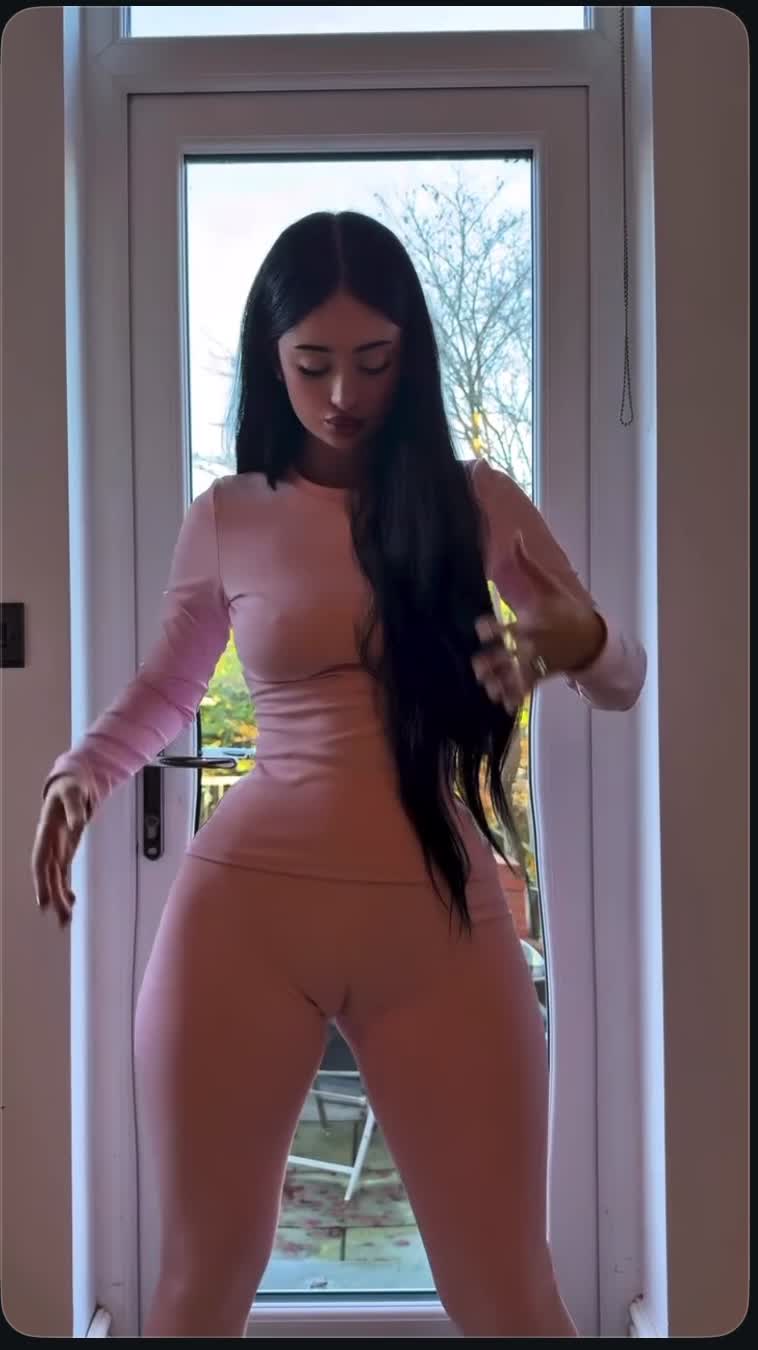 Lillyabellaa Lillyabellaa nude Instagram photo 8 — @lillyabellaa leaked