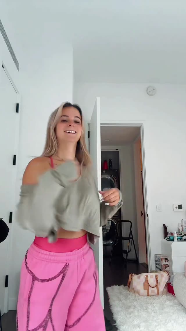 Kaitlynkrems nude Instagram photo 31 — @kaitlynkrems leaked
