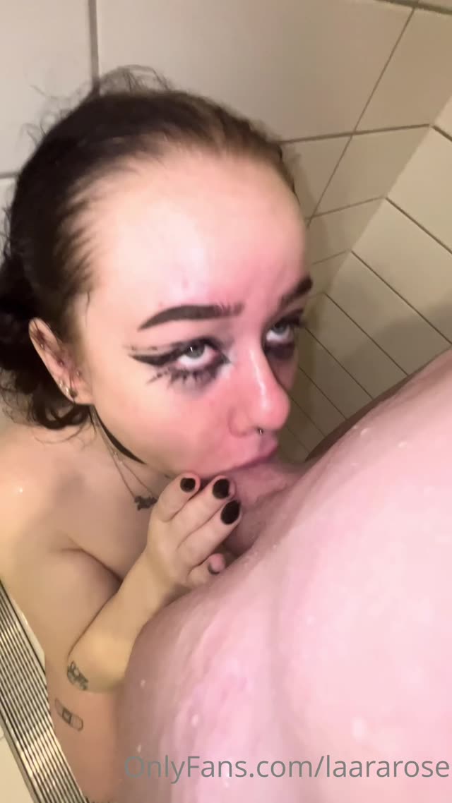 Laararosebackup Laararosebackup nude Instagram photo 11 — @laararosebackup leaked