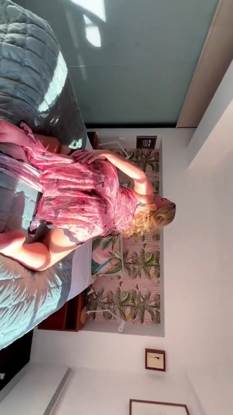 Totallyavalon nude Instagram photo — @totallyavalon leaked #3