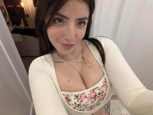 Mya.merc — Instagram girl nude model
