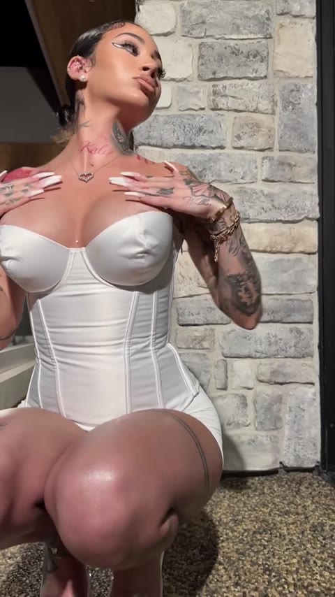 Bhadbhabie nude Instagram photo 15 — @bhadbhabie leaked