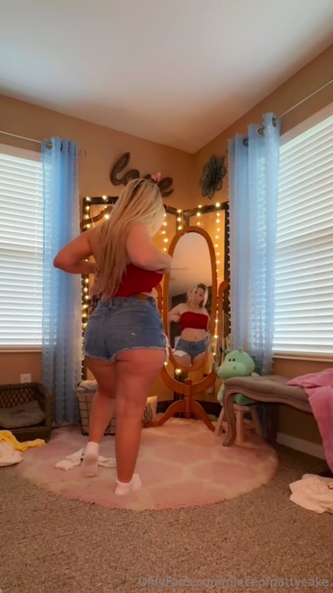 Sexypattycake nude Instagram photo 3 — @sexypattycake leaked
