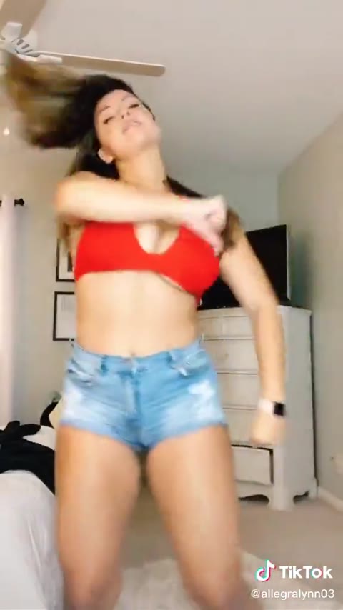 Allieeelynn nude Instagram photo 14 — @allieeelynn leaked