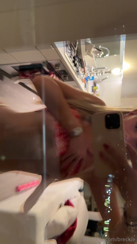 Breckiehill Breckiehill nude Instagram photo 41 — @breckiehil leaked