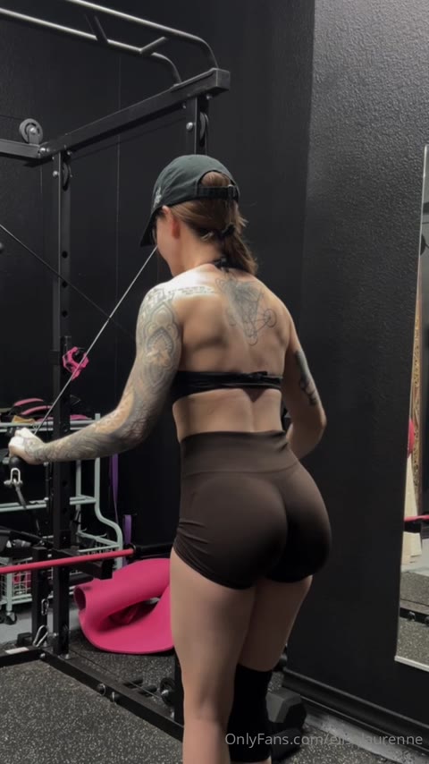 Eliselaurenneellie nude Instagram photo 5 — @eliselaurenneellie leaked