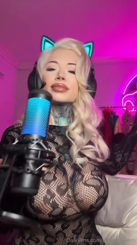 Pinuppixie nude Instagram photo — @pinuppixie leaked #4
