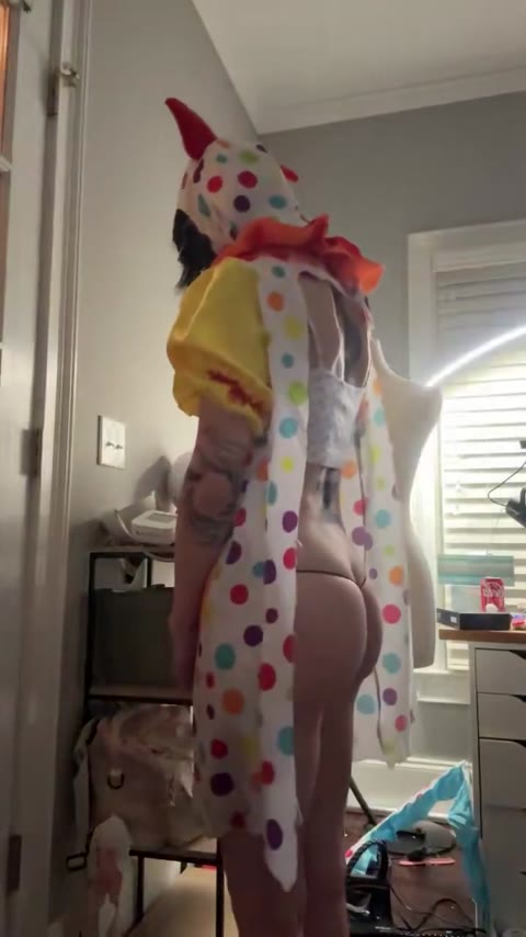 Essaere nude Instagram photo — @essaere leaked #2