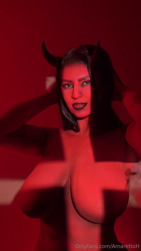 Amarettohammer nude Instagram photo — @amarettohammer leaked #3