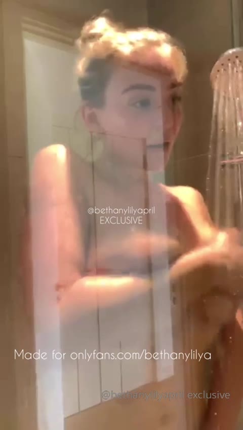 Bethlily nude Instagram photo 11 — @bethlily leaked