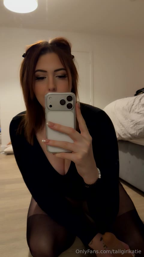 Katiewoolls nude Instagram photo 11 — @katiewoolls leaked