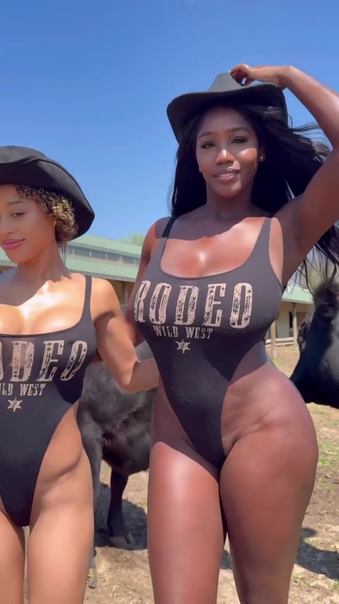 Ellietheempress nude Instagram photo 23 — @ellietheempress leaked