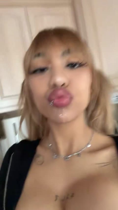 Atowerss nude Instagram photo 25 — @atowerss leaked