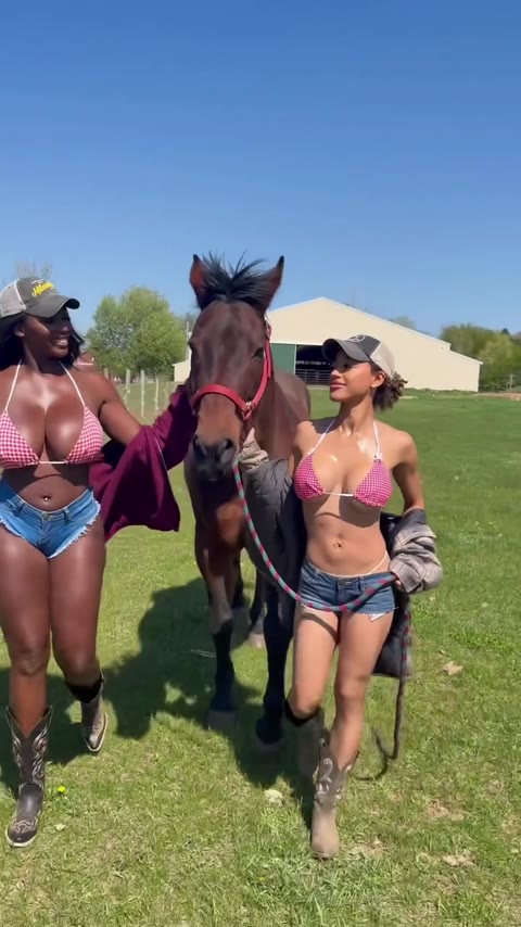 Ellietheempress nude Instagram photo 24 — @ellietheempress leaked